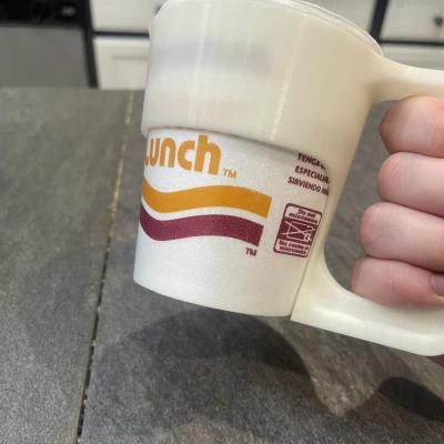 Kệ Cầm Tô Mì Ăn Liền Maruchan