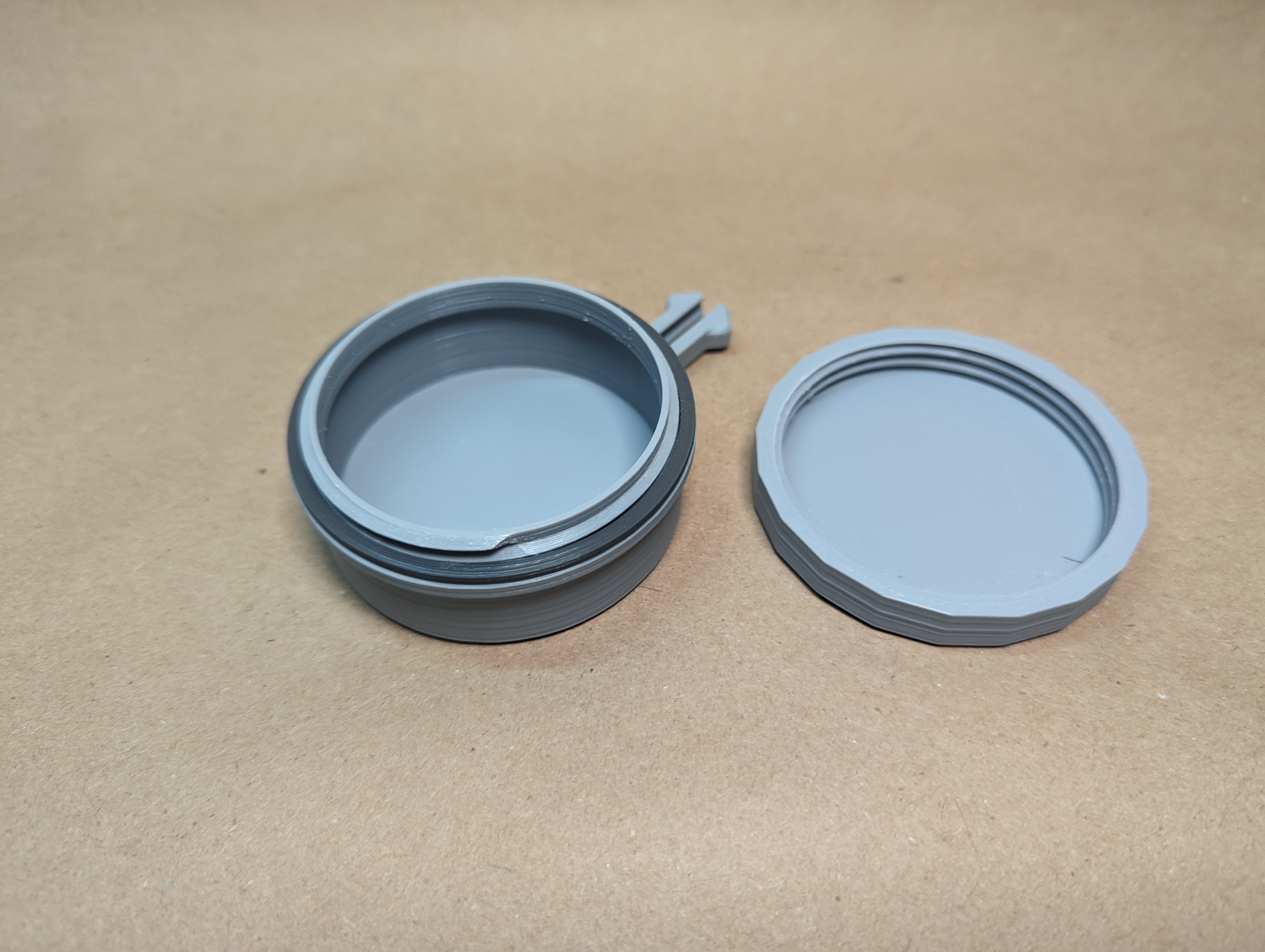 QUICK-CLIP : Hũ Nhỏ Nắp Xoay