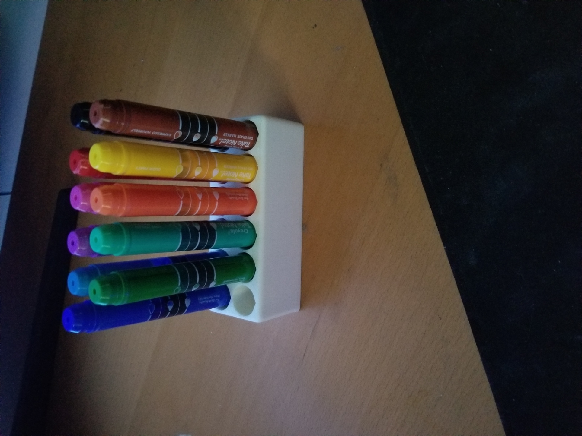 Kệ Đựng Bút Lông Khô Crayola Take Note! (Úp Nắp)