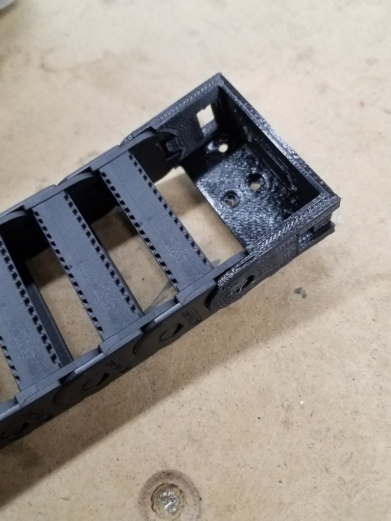 Giá đỡ Cáp Xích Igus 4556T430