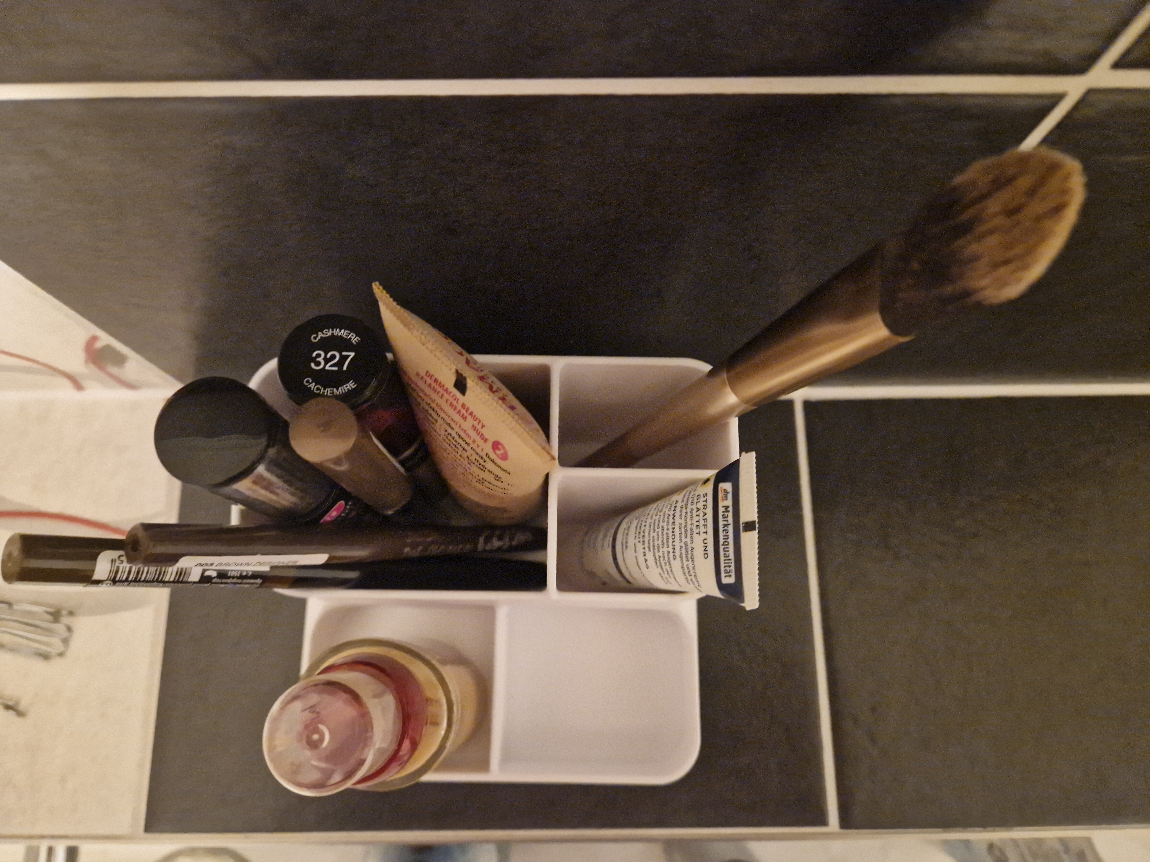 Kệ Đựng Đồ Trang Điểm