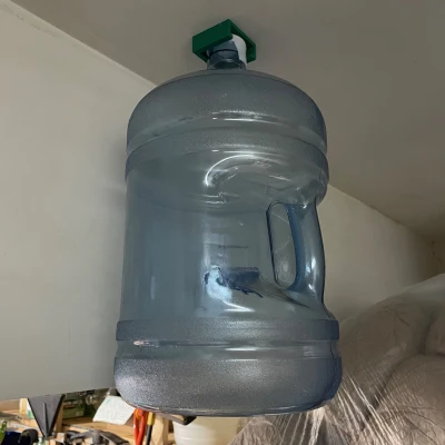 Kệ Treo Bình Nước 5 Galon