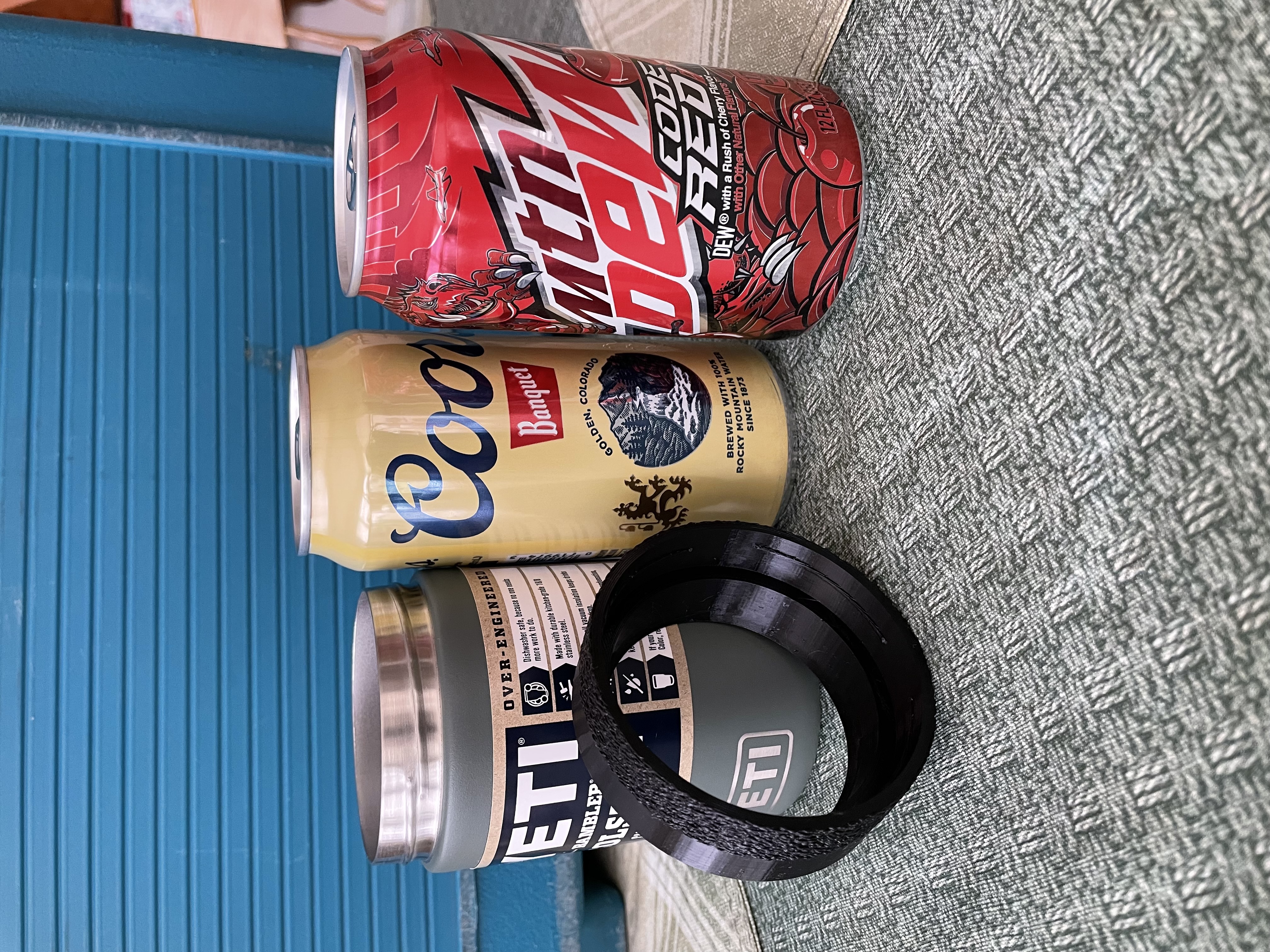 Nắp Nâng Cổ Lon Yeti Mở Rộng