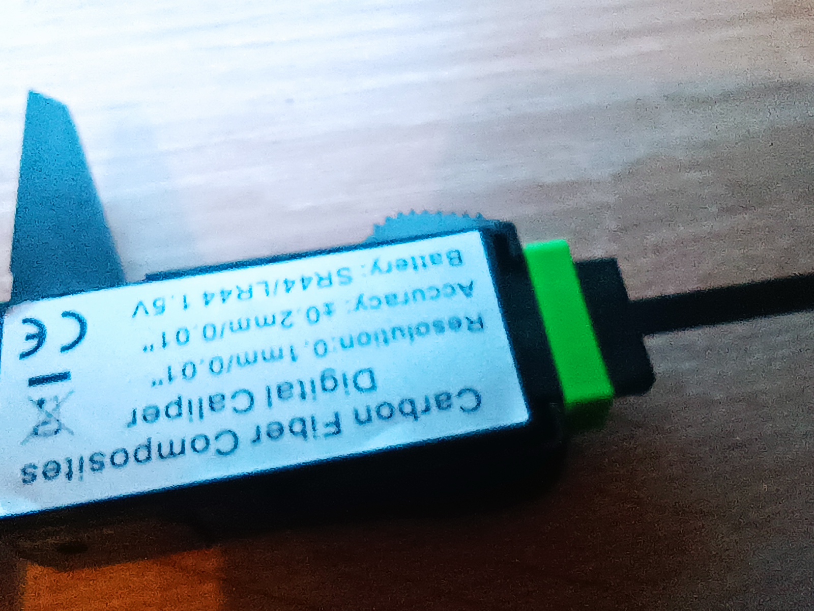 Nâng cấp cho thước cặp composite giá rẻ