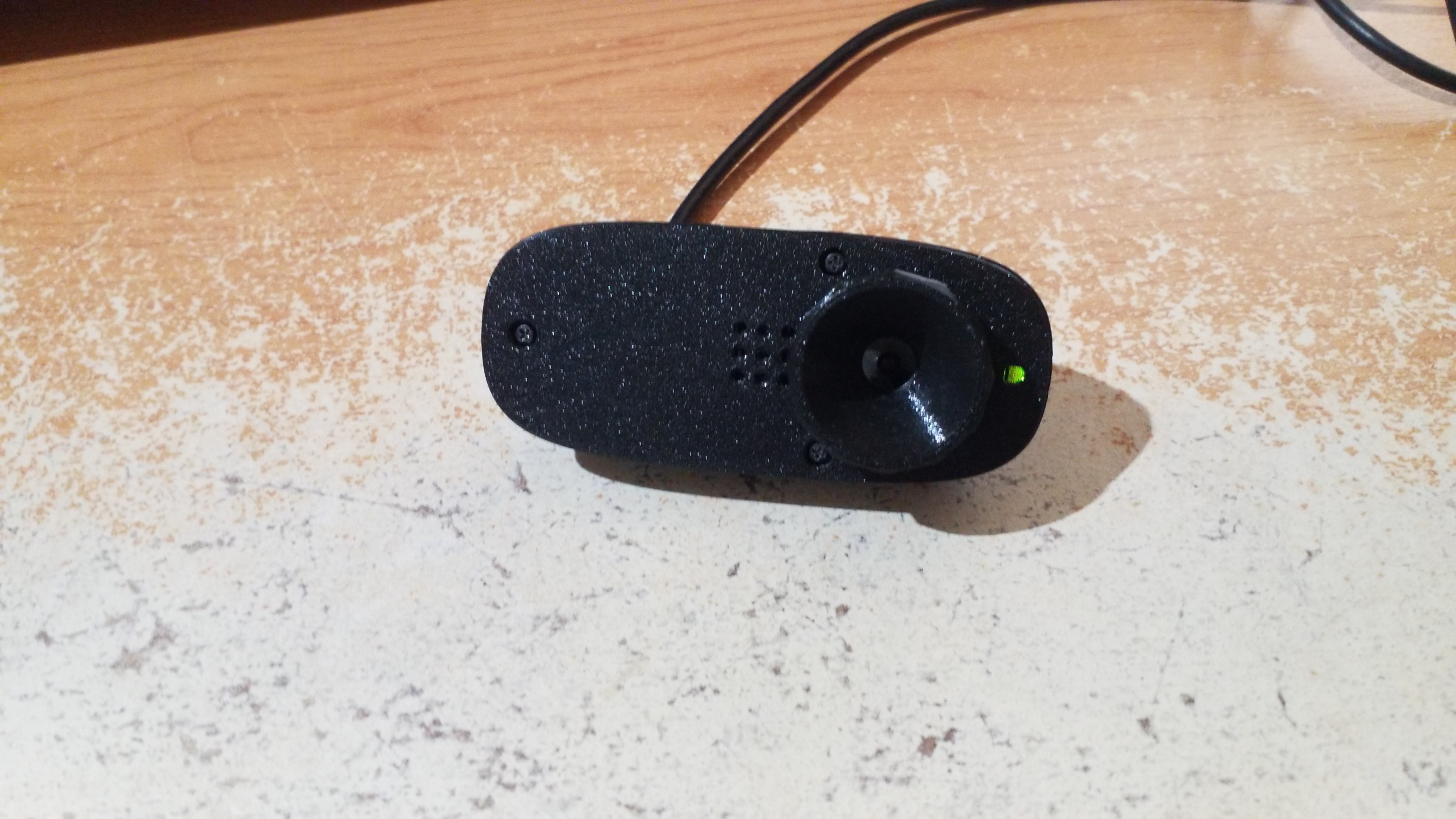 Vòng Lấy Nét Logitech C270/C310 + Nắp có đèn LED và lỗ micro