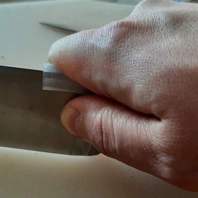 Chống Trầy Cạnh Dao Bếp