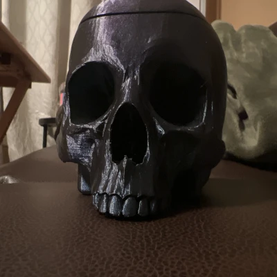 Hộp đựng bài hình đầu lâu