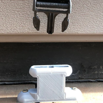 Giá đỡ dây đai vải (OpenSCAD)