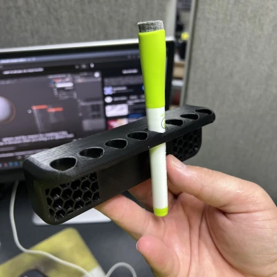 Giá Đựng Bút Lông Bảng - Có Lỗ Nam Châm