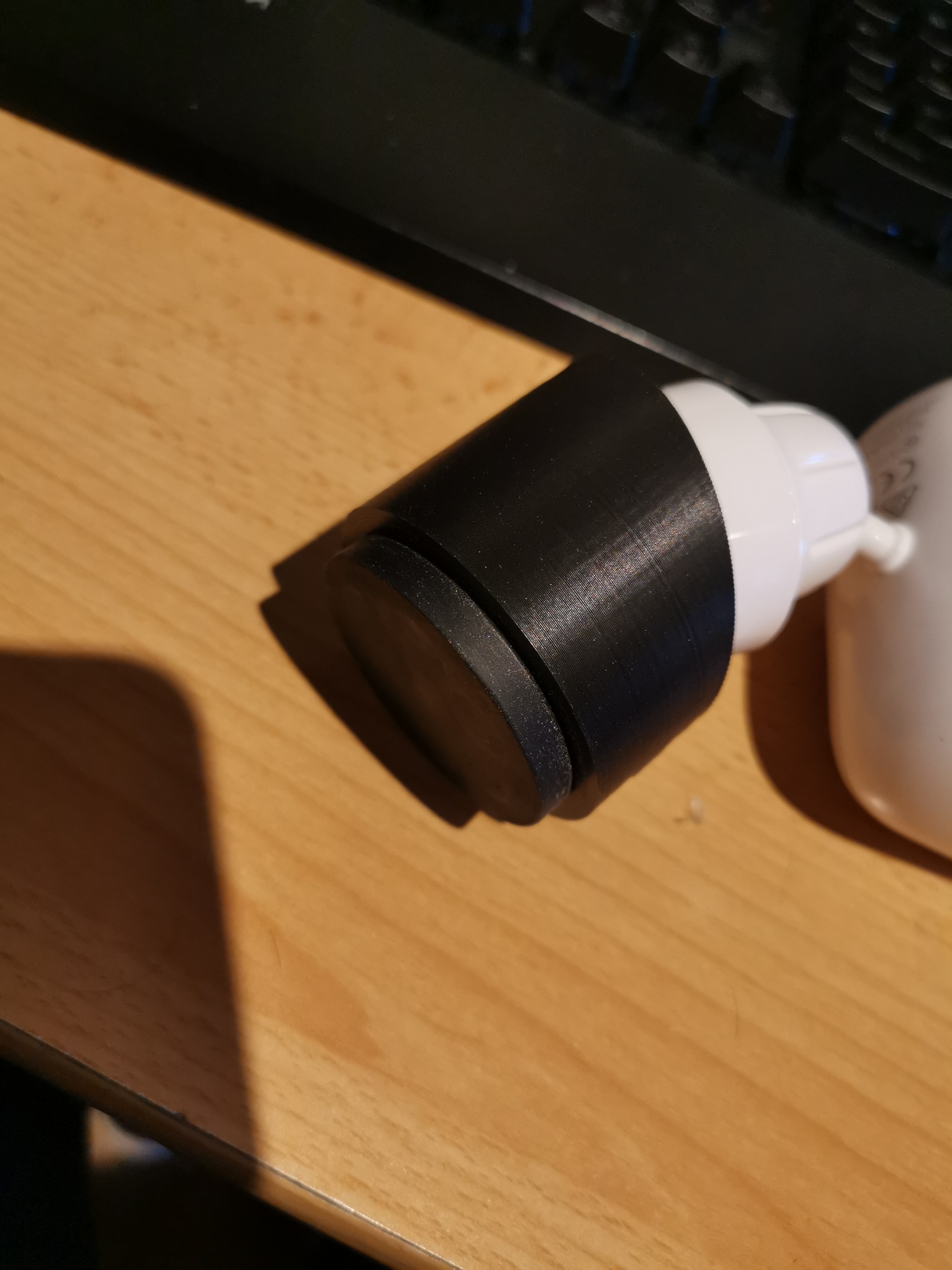 Giá đỡ Eufy Cam kèm nam châm M6