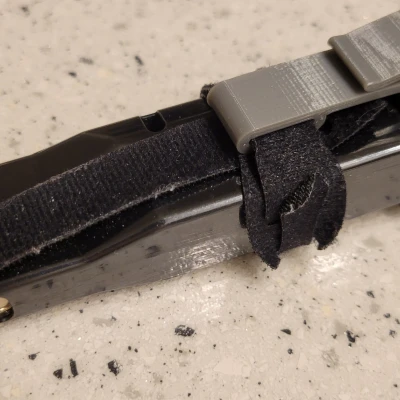 Bao đựng băng đạn súng lục dạng kẹp