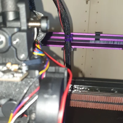 Dẫn Dây Cáp Phía Sau EnderXY