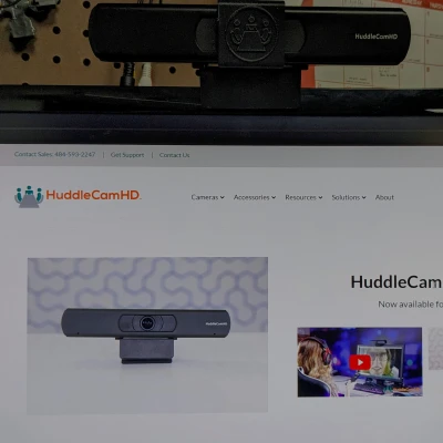 Tấm che riêng tư cho Webcam HuddleCamHD Pro