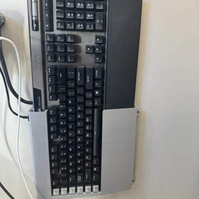 Giá Treo Tường Cho Bàn Phím Corsair K95 RGB PLATINUM