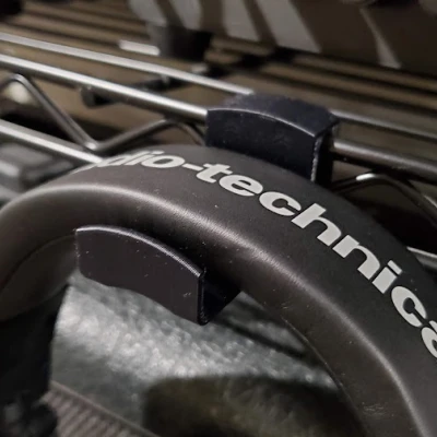 Móc Kệ Lưới Treo Tai Nghe hoặc Dây Cáp