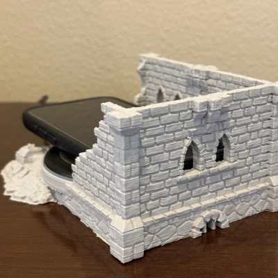 Chỗ Sạc Điện Thoại Cảm Ứng Lâu Đài Cổ