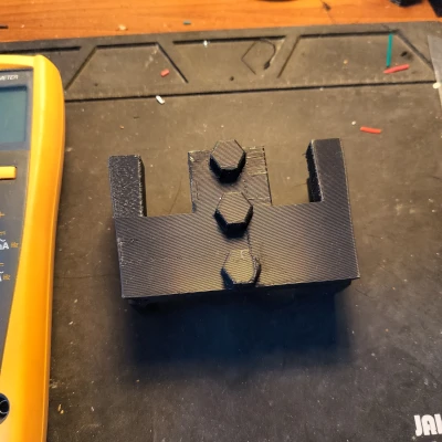 Giá đỡ Fluke 177 DMM cho Honeycomb Storage Wall