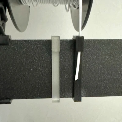 Kẹp giữ Filament gắn khung Prusa