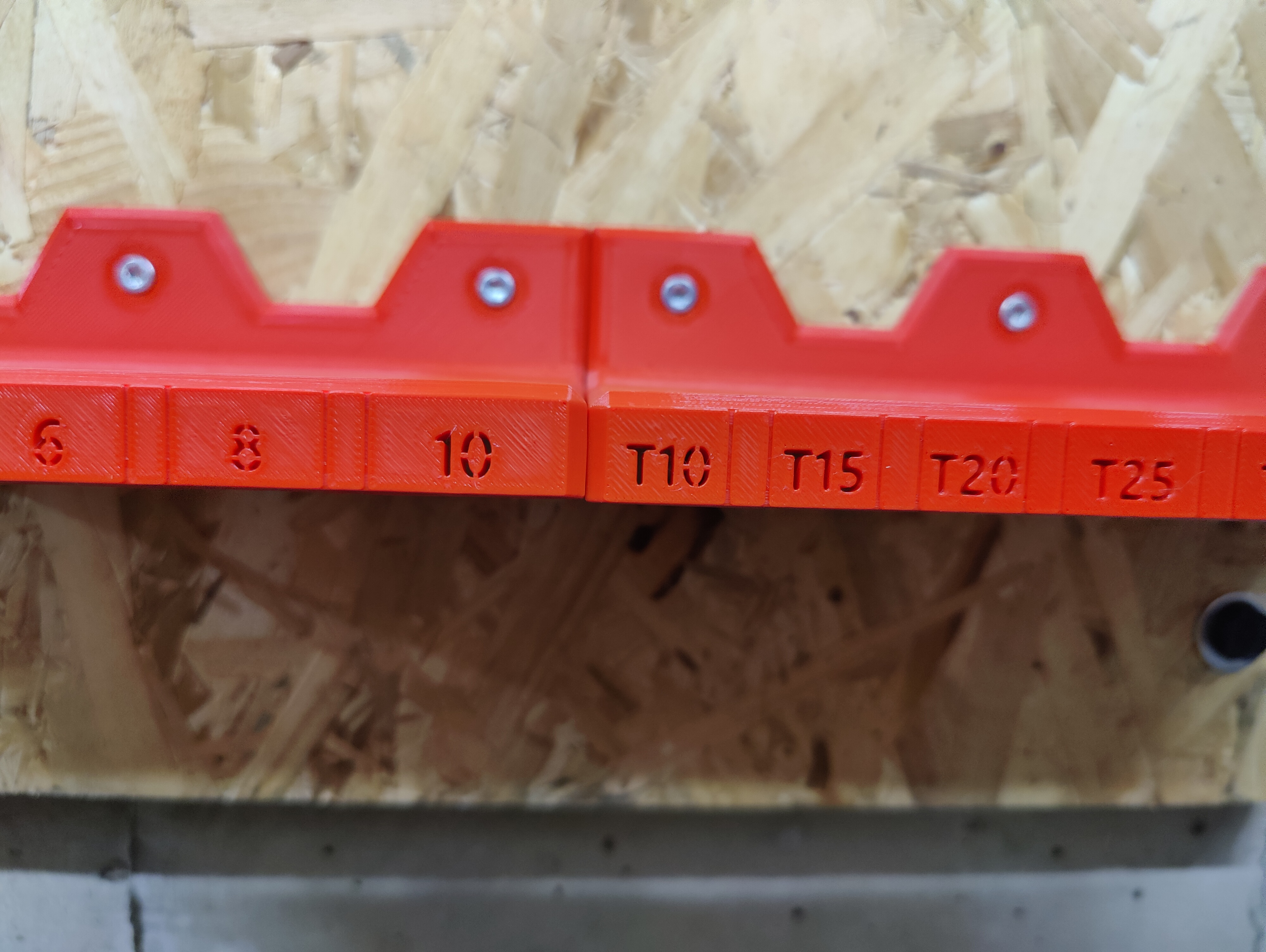 GIÁ TREO TƯỜNG CHO CHÌA KHÓA TORX & ALLEN