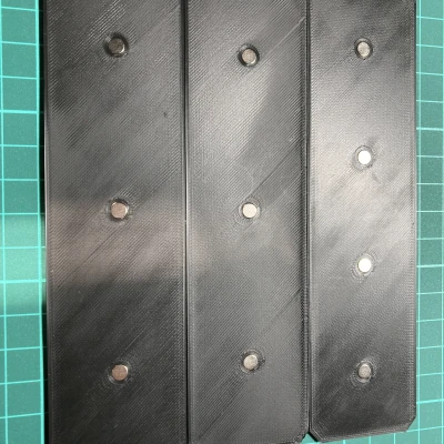 Đế Giữ Mô Hình Mini Cho Kệ Push-Fit Multiboard (Có Nam Châm)