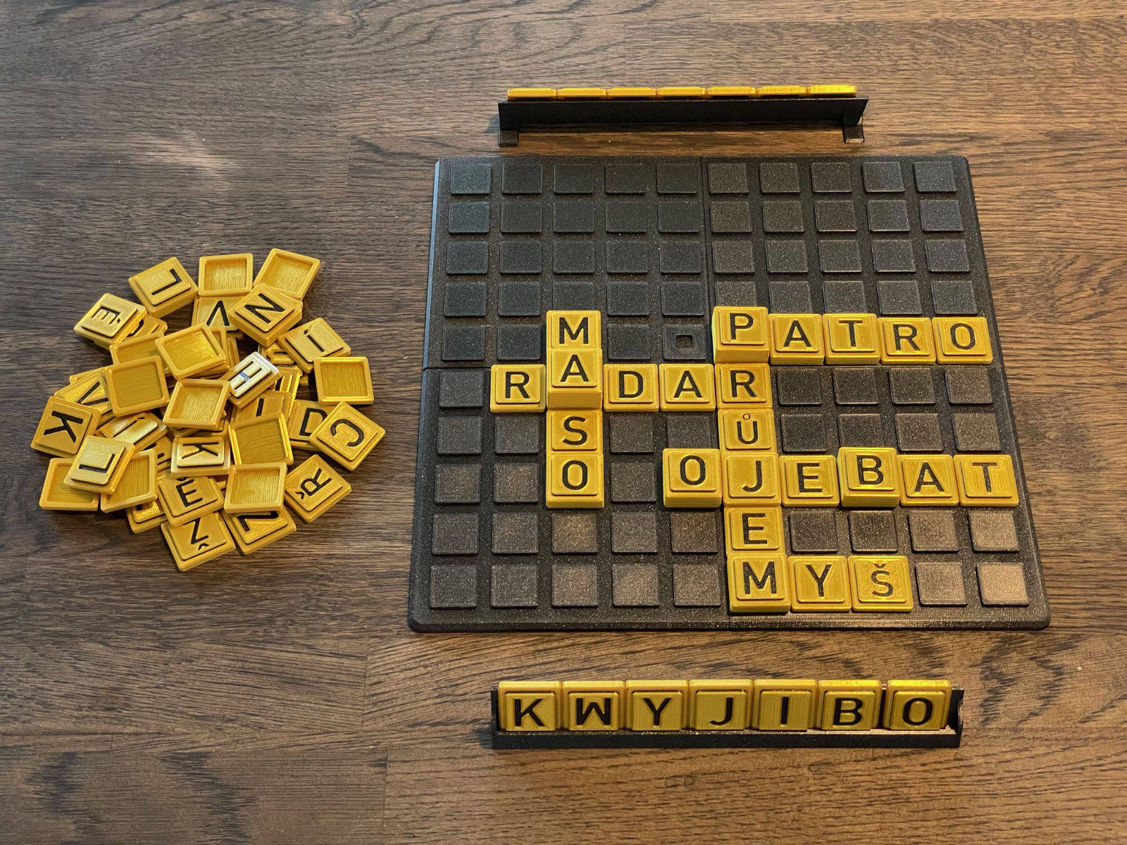 Trò chơi xếp chữ cái