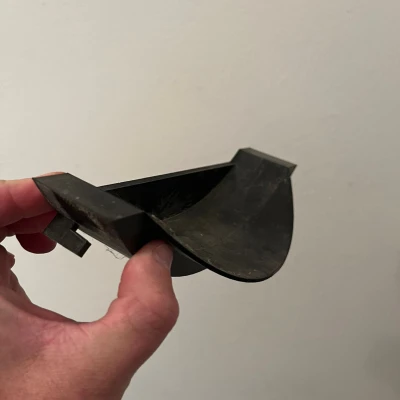 Tấm chắn chống tè và chống cào mèo Petlux Famree