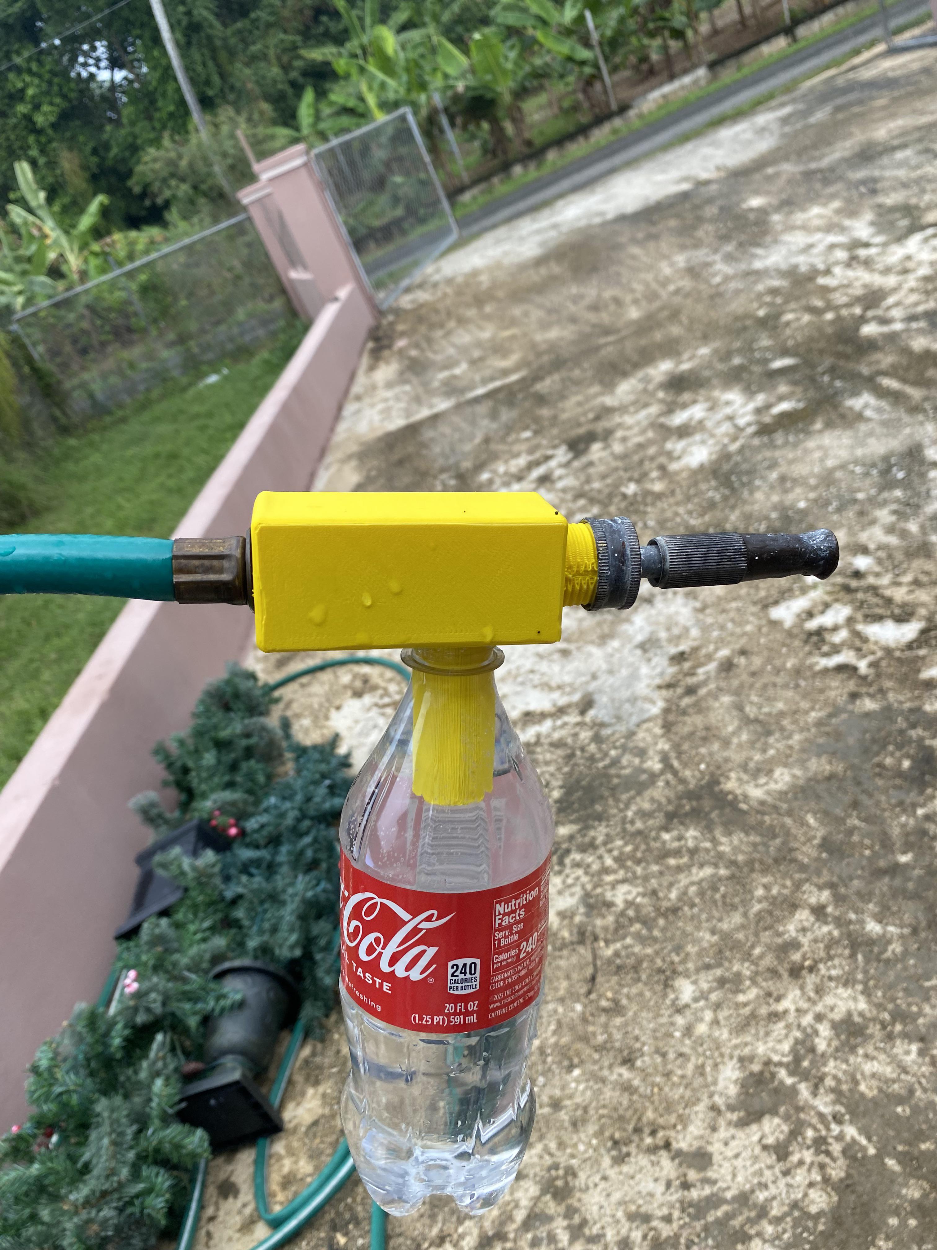 Bình Phun Bọt Tương Thích Chai Coca Cola