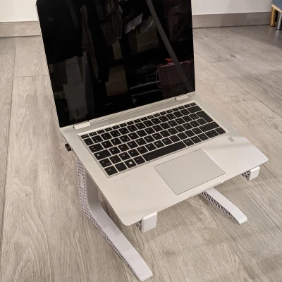 Chân đế Laptop