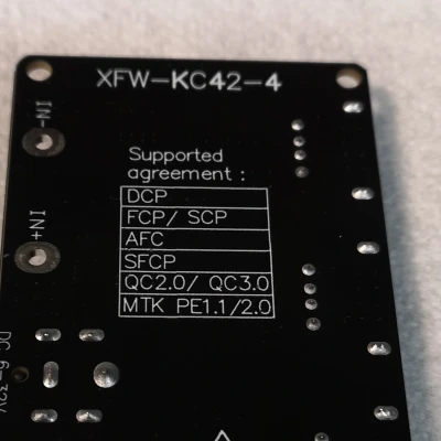 Vỏ cho sạc USB QC (XFW-KC42-4)