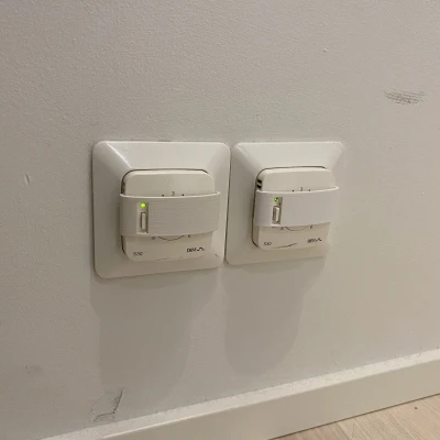 Nắp che bộ điều nhiệt DEVIreg 530