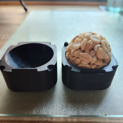 Khuôn Làm Viên Mồi Chim