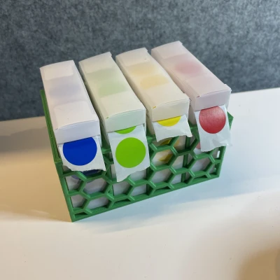 Hộp Đựng Cuộn Sticker Tổ Ong