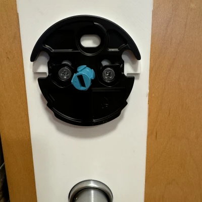 Tấm Adapter Gắn Khóa Thông Minh August Thế Hệ 4