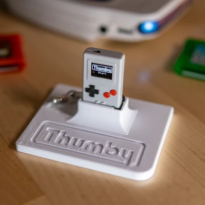 Đế Trưng Bày Thumby