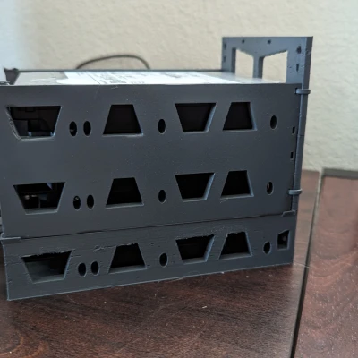 Kệ Đựng Ổ Cứng HDD