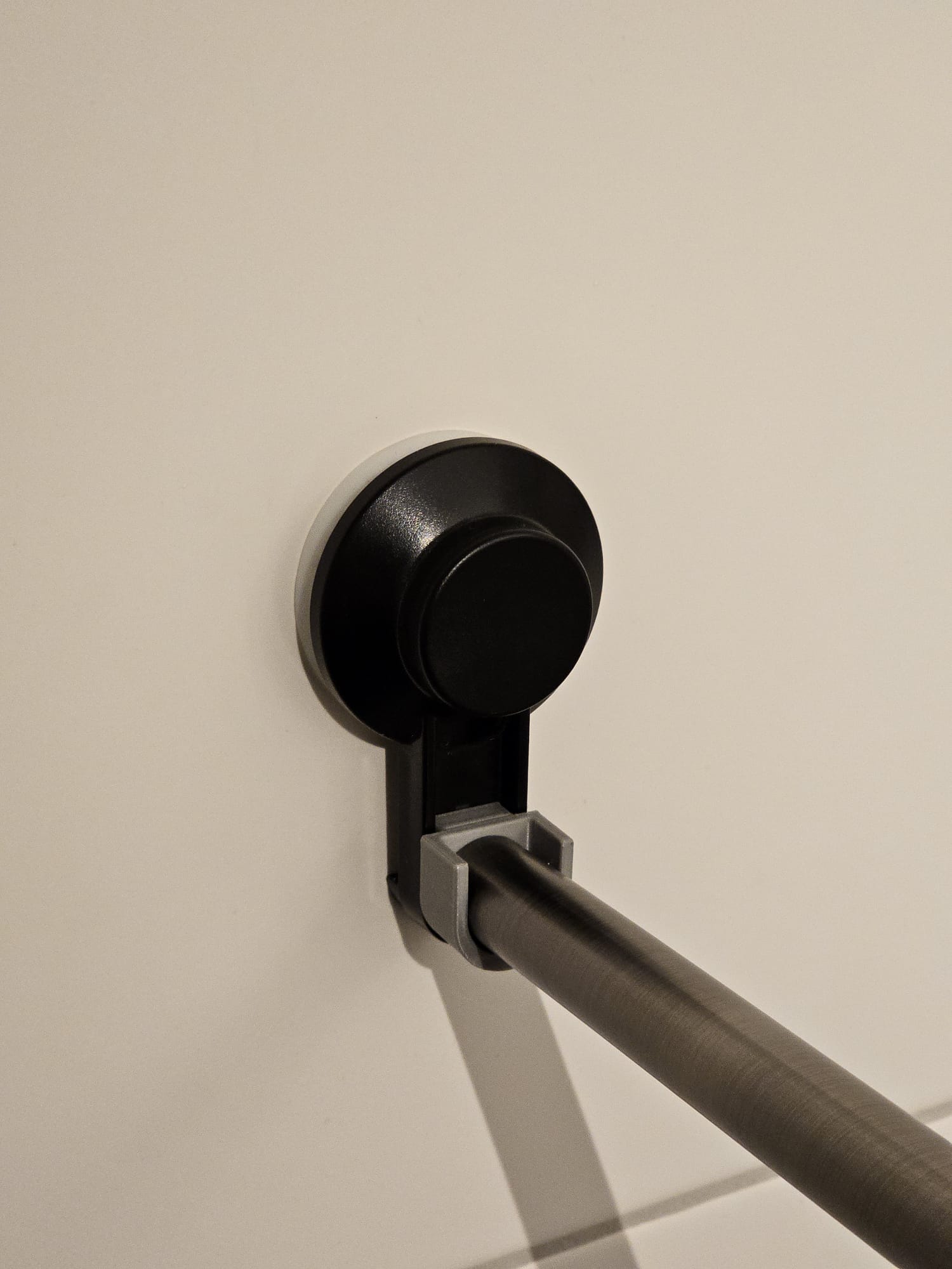 Gá giữ thanh IKEA Tisken, Giá treo rèm phòng tắm