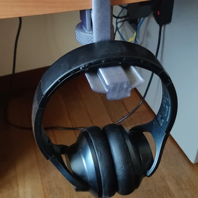 Thêm một cái Kệ Treo Tai Nghe Nữa