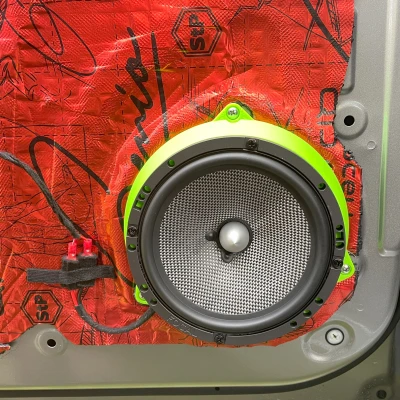 Giá đỡ loa Chery Omoda 5