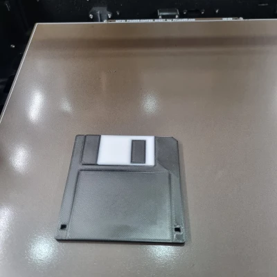 Kệ Đựng Thẻ Nhớ 3.5" Đĩa Mềm