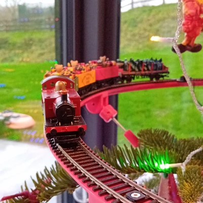 Tàu Chạy Trên Cây Thông Noel L2 (Phiên Bản In 3D)