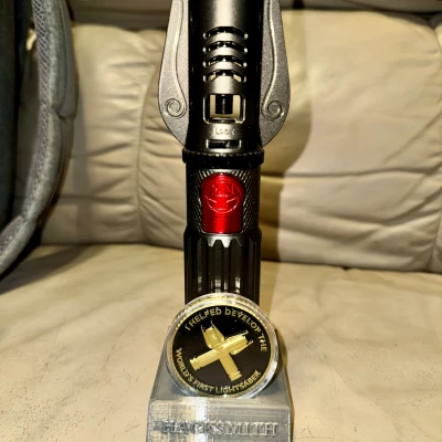 Chân Đế Mini-Saber của The Hacksmith