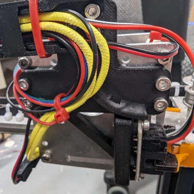 Giá đỡ dây xích SecKit SK-GO2 kèm giá đỡ công tắc X