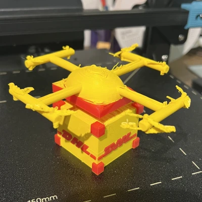Mô Hình Drone Giao Hàng DHL