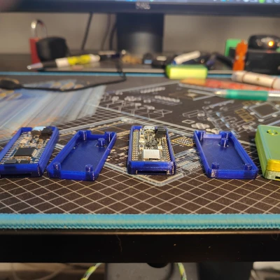 Hộp Đựng Adafruit STM32F405 Feather