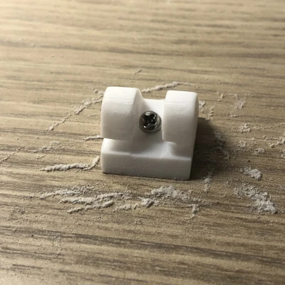 Móc Gắn Cho Lồng Bóng Đá