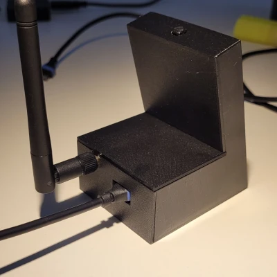 Vỏ cho TFT và ESP8266 với RF24L01