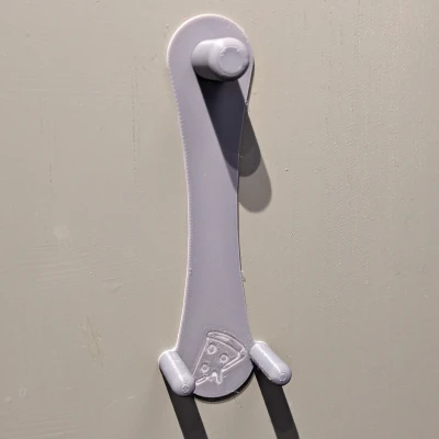 Giá Treo Dao Cắt Pizza Lên Tường