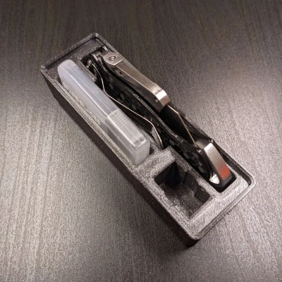 Hộp Đựng Dao Cạo Gridfinity JerryRigEverything, Lưỡi Dao và Phụ Kiện