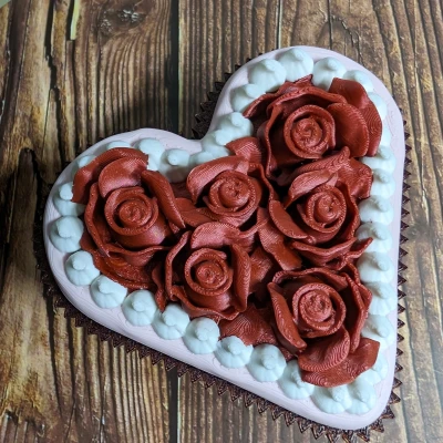 Hộp Bánh Cupcake Hình Trái Tim Ngày Valentine