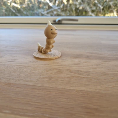 Mô hình Weedle Pokemon nhỏ nhắn